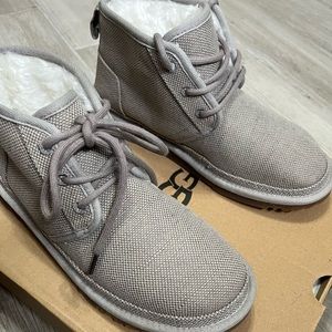 Ugg Nuemel Size 8 NEW NEVER WORN
